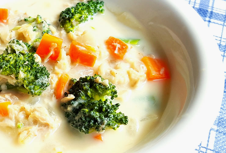 オートミールと野菜の食べる豆乳スープ