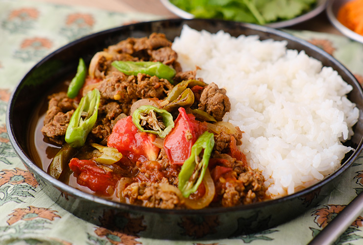 牛肉とししとうのカレー