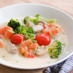 エビとブロッコリーのご馳走ココナッツスープ